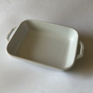 STAUB RECTANGULAR CERAMIC BAKING DISH WHITE NWOT